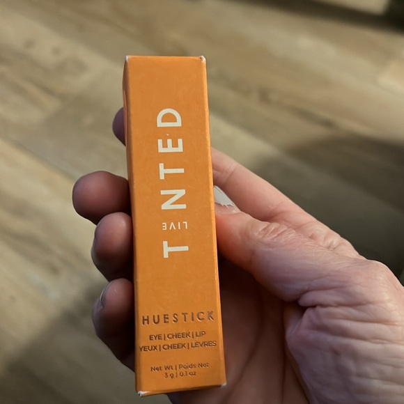 Live Tinted - Huestick Concealer, in color ORIGIN - Picture 3 of 4